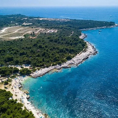 Gardena Mit Privatem Pool 4* Valtura