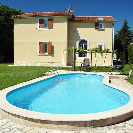 Hotel Gardena Mit Privatem Pool 4*